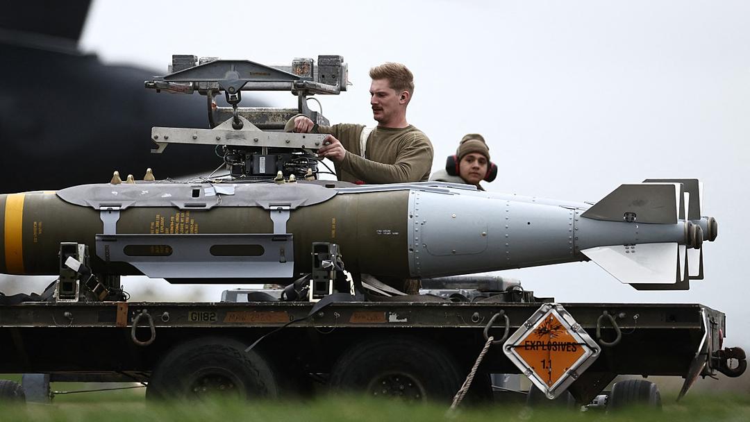 Pentagon Urges Arms Buildup as Iran War Continues