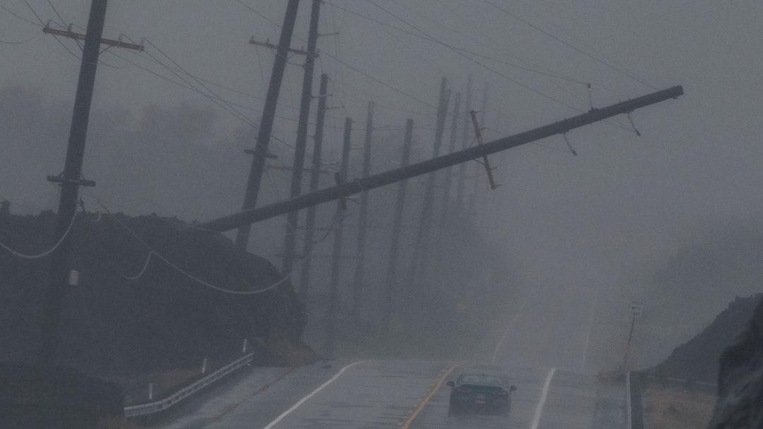 Hurricane Lala Batters Hawaii's Big Island, 1 Dead