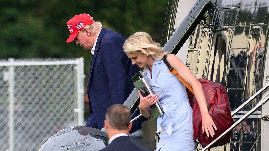 Report: Trump Aide Lacked Security Clearance for Over a Year