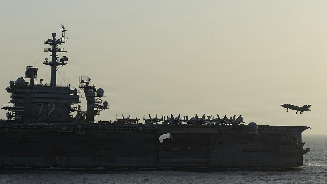 USS Abraham Lincoln Heads Home After 9-Month Deployment