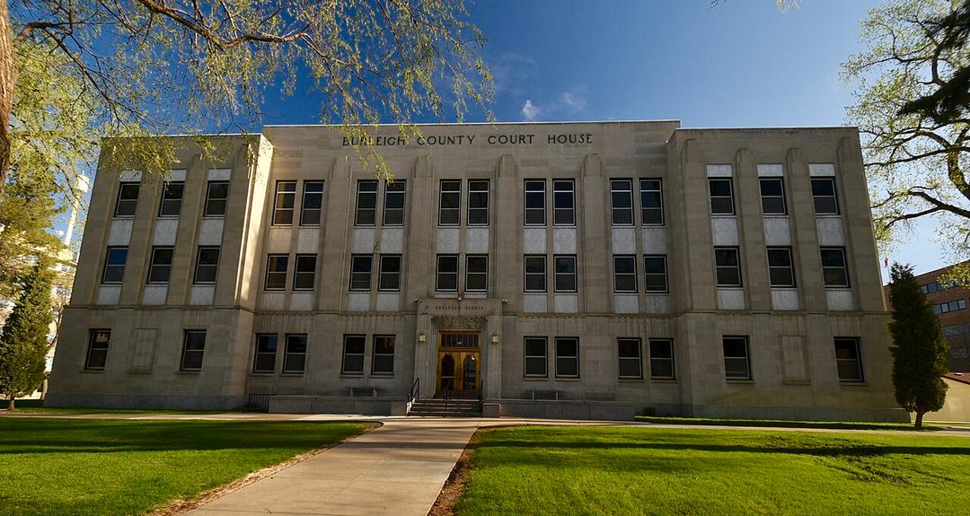 North Dakota Judge Overturns State Abortion Ban