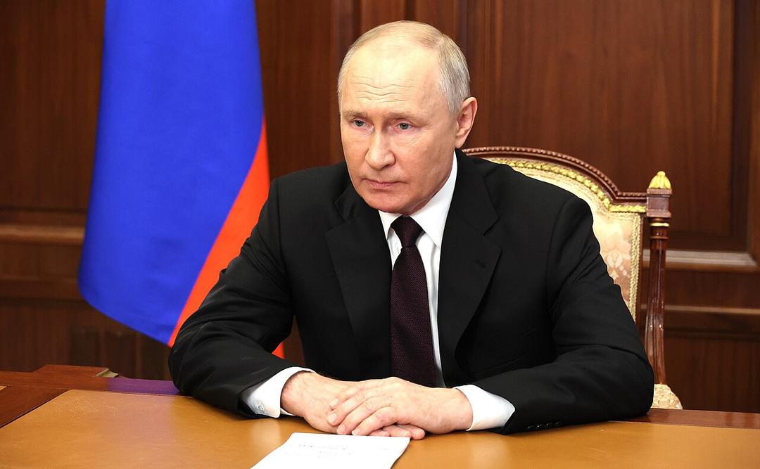 Putin Calls Security Meeting After Mob Storms Dagestan Airport