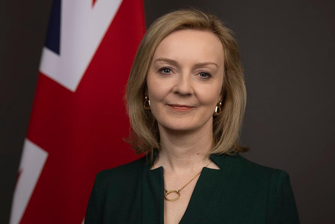 UK: Truss Leads Campaign to End NHS Puberty Blocker Loophole