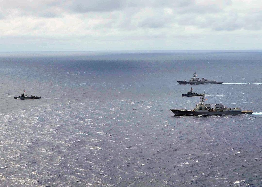 Philippines, US Launch Joint Patrols