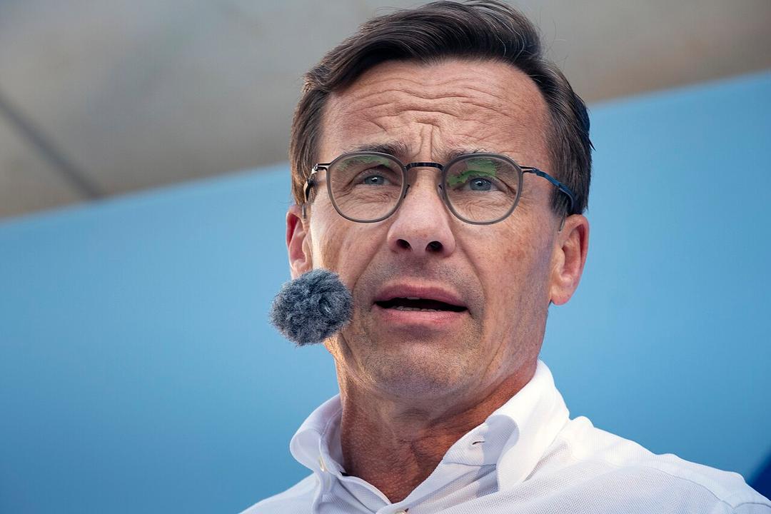 Swedish PM Meets With Military to Address Gang Violence