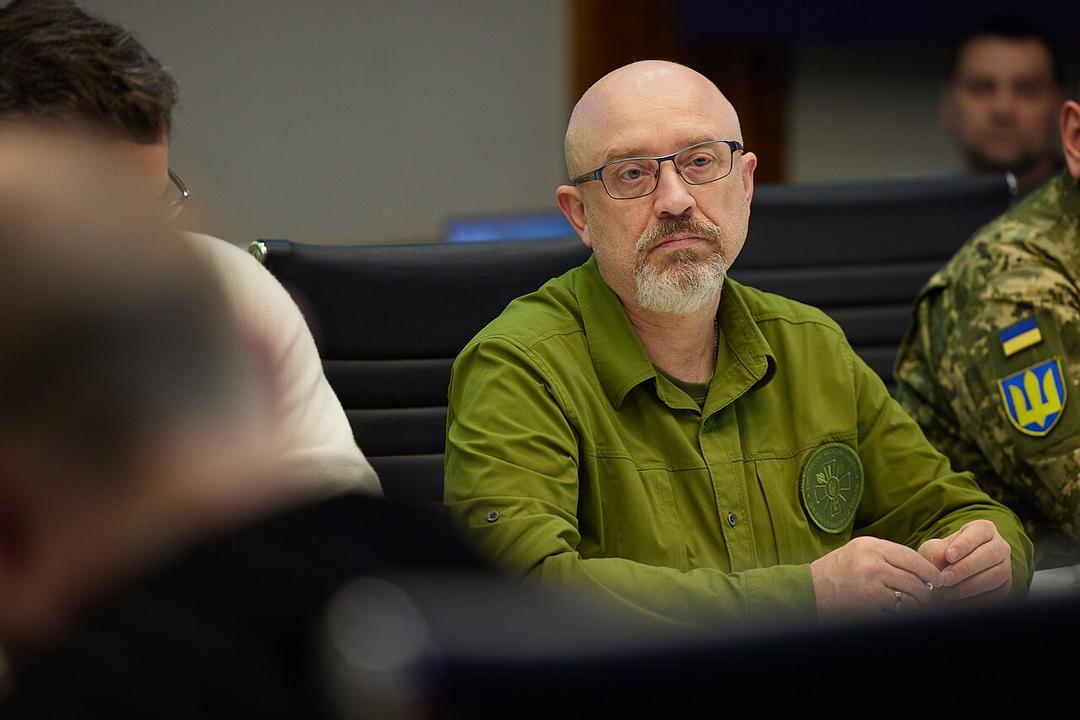 Reports: Ukrainian Defense Minister to be Replaced Amid Graft Allegations