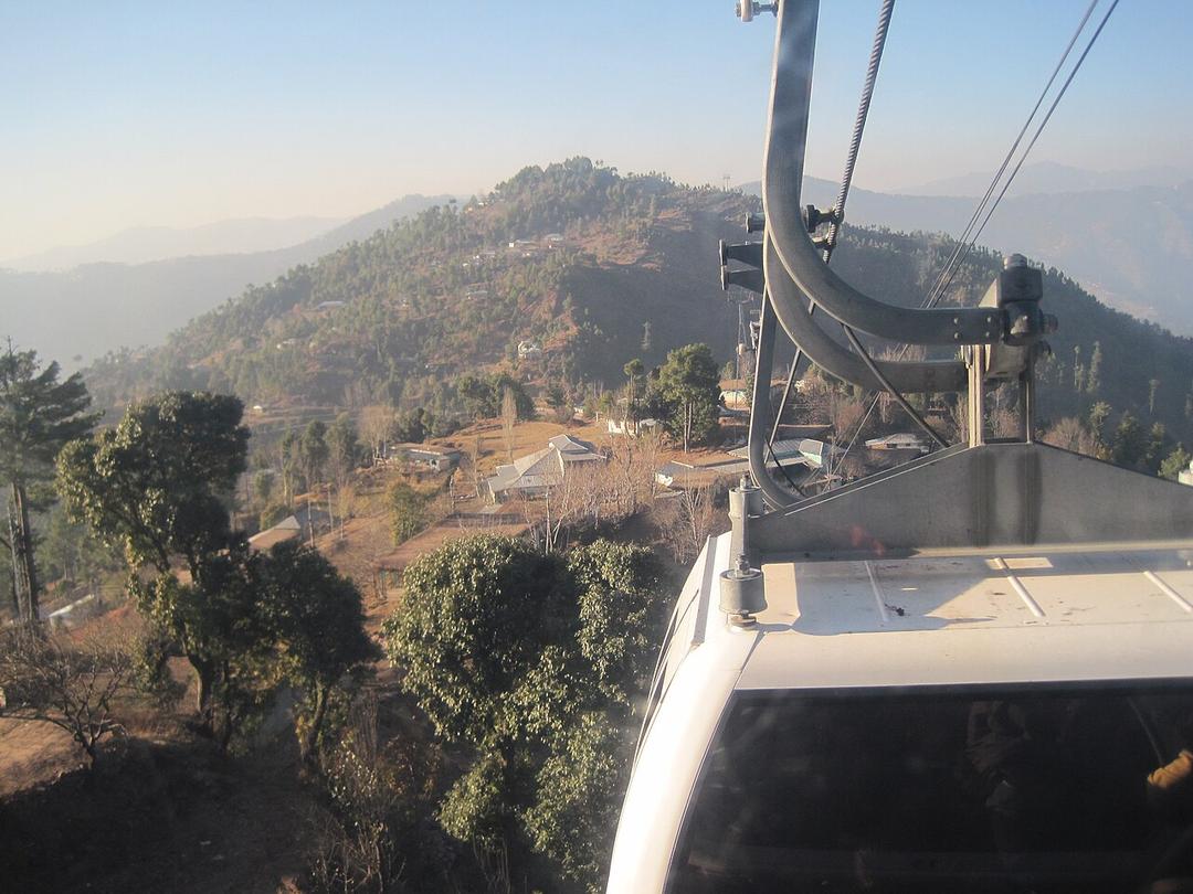 Pakistan: Eight Rescued From Cable Car Accident