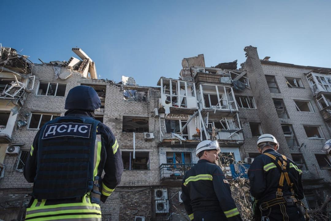At Least 7 Killed, Scores More Injured in Russian Missile Strikes on Donetsk