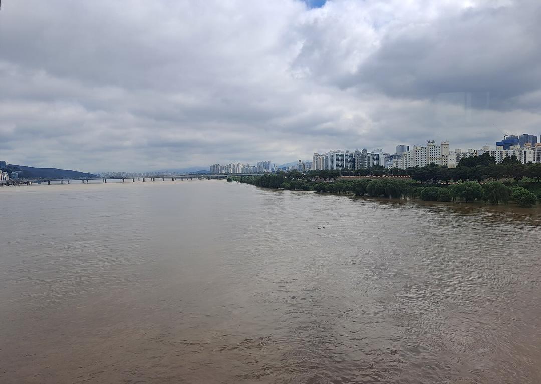 South Korea: Floods Kill at Least 40