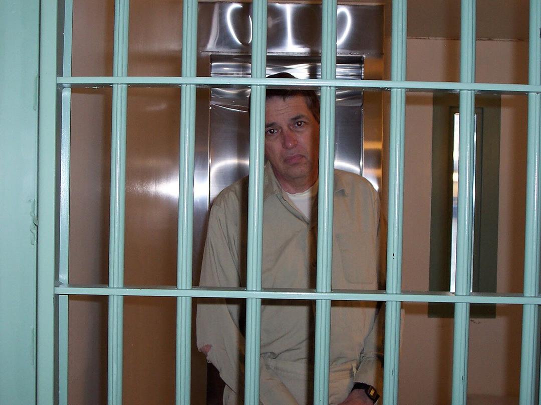 Convicted Spy Robert Hanssen Dies in Prison