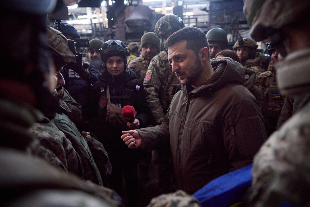 Zelenskyy Denies Bakhmut Has Fallen, Disputes Wagner Chief's Claims