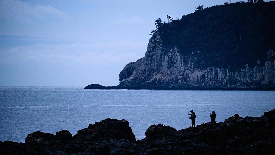 Discovery of Four Bodies in South Korean Resort Island Sparks Frenzy