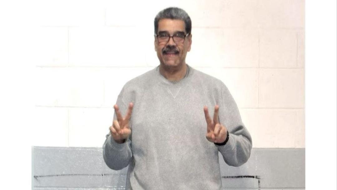Maduro Posts Prison Photos From Brooklyn Detention