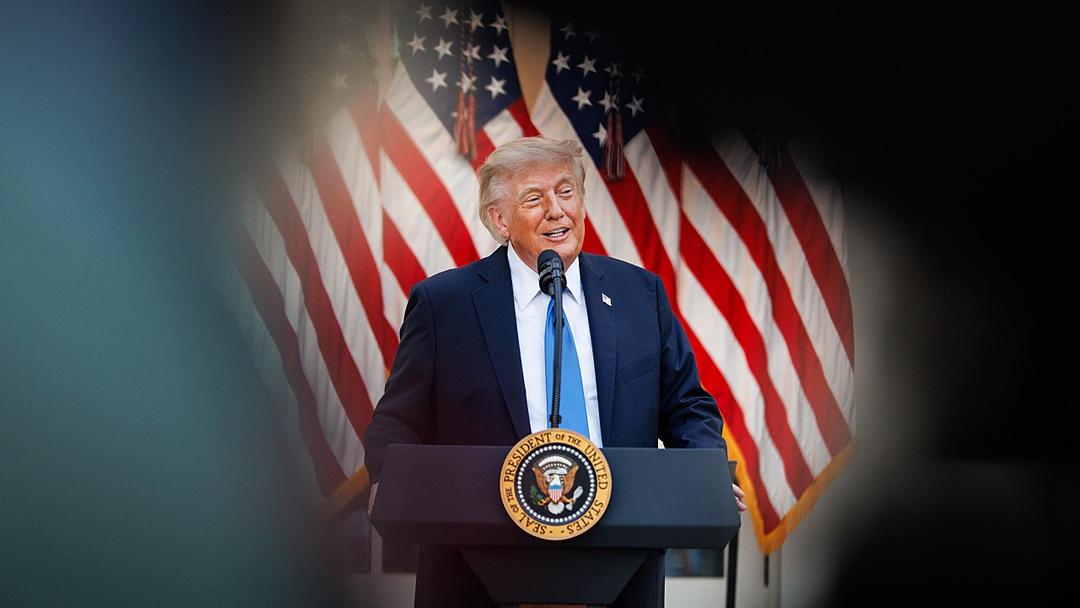 Judge Blocks Trump's Birthright Citizenship Order
