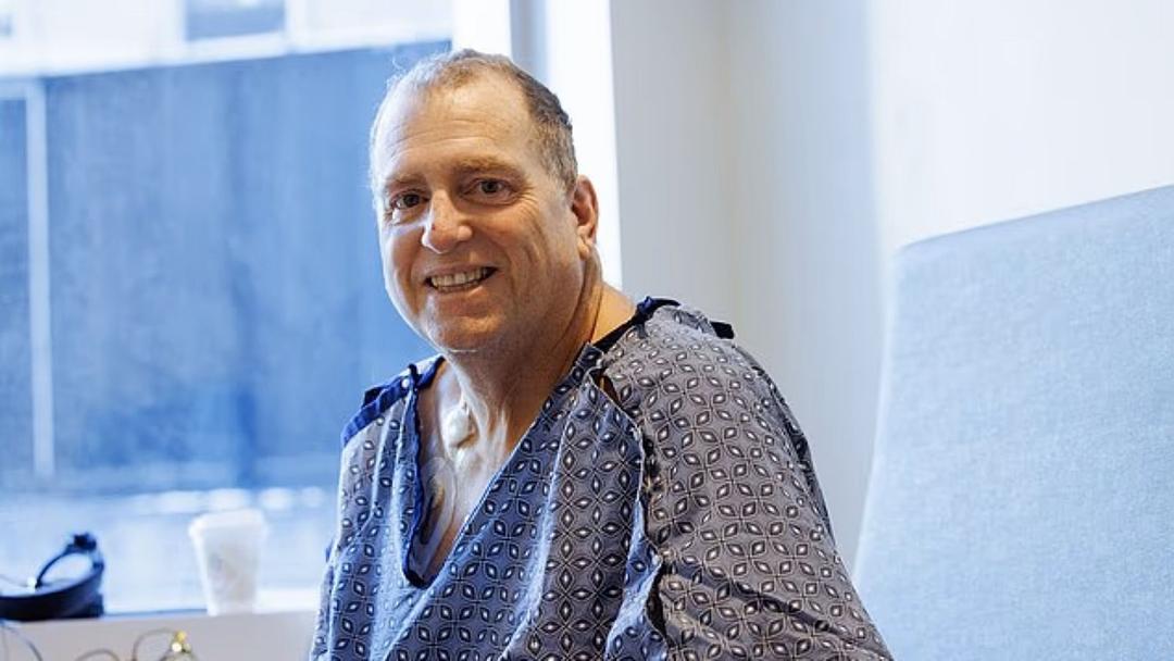 Man Survives 271 Days With Pig Kidney in Record Feat