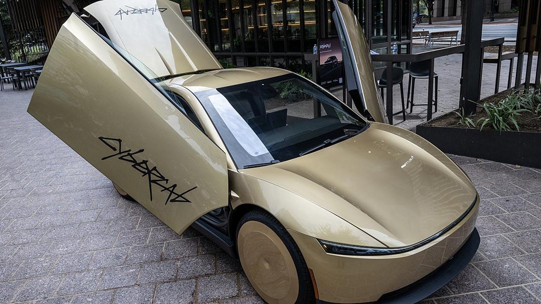 Tesla Cybercab Launches in Austin