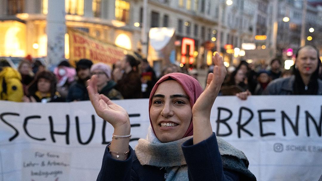 Austria's School Headscarf Ban Takes Effect for Under-14s