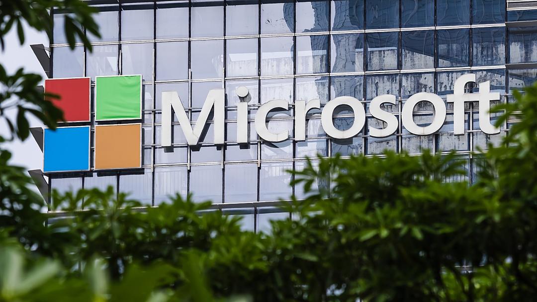 Microsoft, Teachers Unions Set Binding AI Rules for Schools