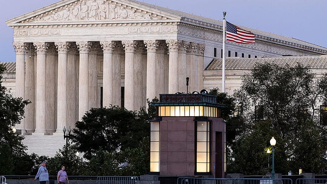 US Supreme Court Blocks New Postal Mail Ballot Rules