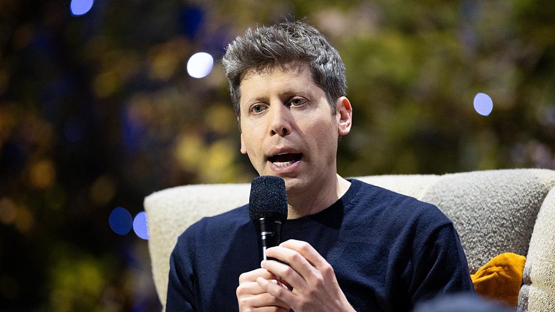 Altman: Public Right to Fear AI, But Developers Can Self-Regulate