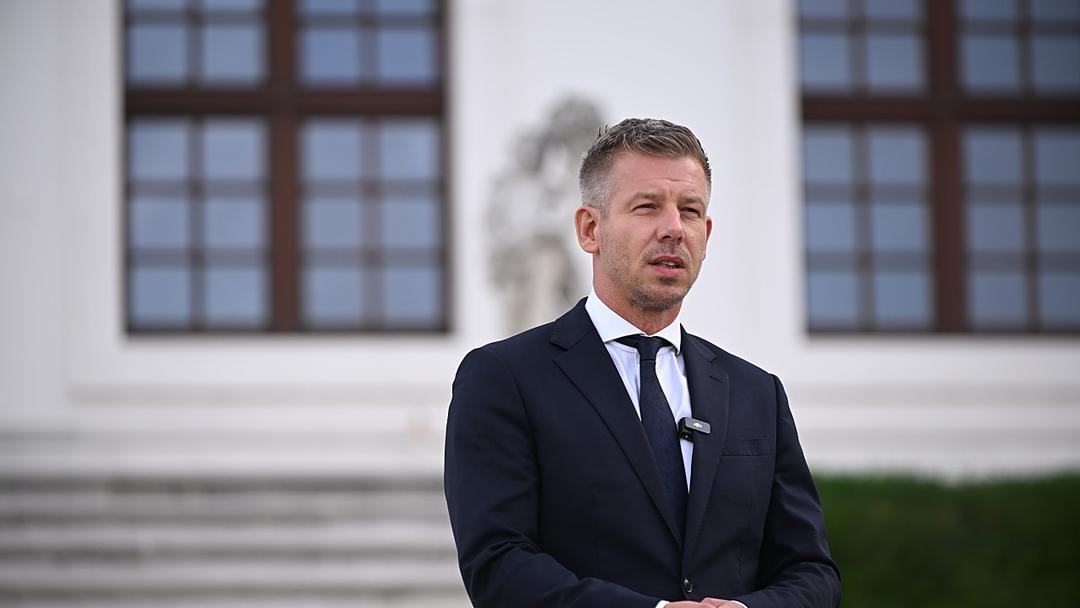 Hungary Rejects Ukraine Forum, Blocks Fuel Depot Deal