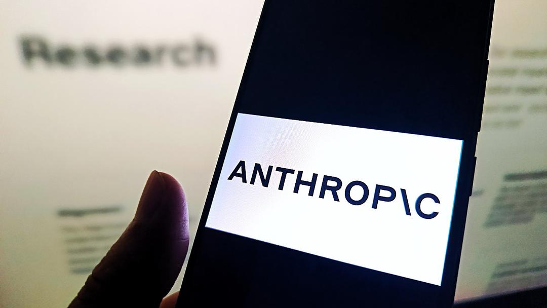 Anthropic: AI May Soon Self-Replicate on Smart Devices