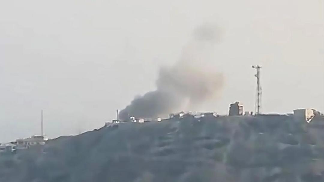 4 Killed as Houthi Missiles Hit Yemen Presidential Palace