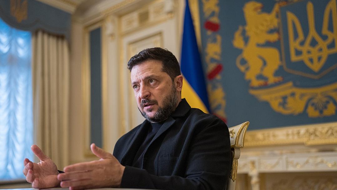 Zelenskyy: US Briefly Restricted Intelligence Sharing and Starlink Access