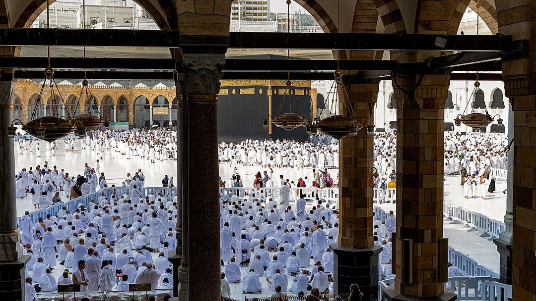 Saudi Executes 2 Bangladeshis Over 'Indecent Act' in Mosque