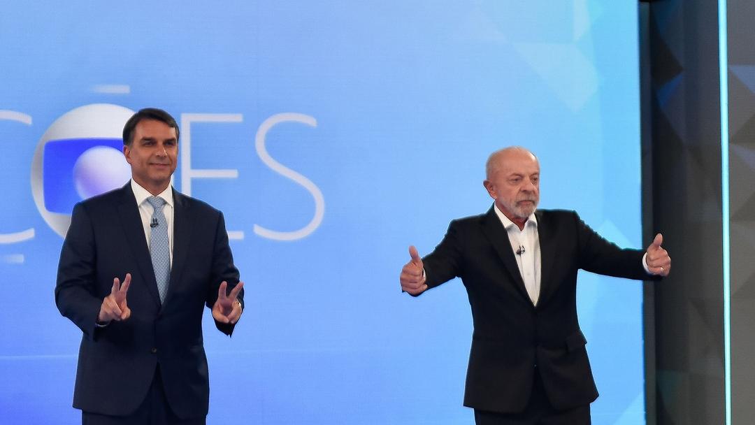 Lula, Bolsonaro Hold Final Rallies Ahead of Tight Brazil Runoff