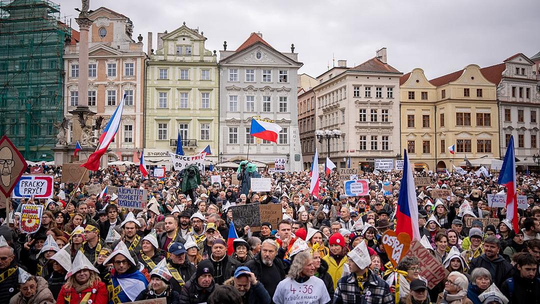 Thousands Rally in Prague Over Public Media Funding Bill